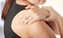 Как лечить плексит плечевого сустава с помощью народных средств и лекарств?