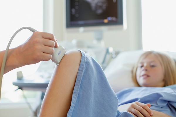 Чем отличается УЗИ от МРТ коленного сустава: показания и что лучше